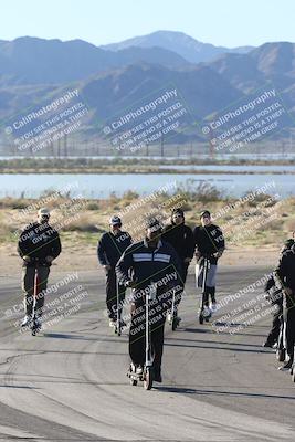 media/Jan-15-2026-Racers Edge (Thu) [[dfebeb70ab]]/1-Around the Pits-Track Walk/